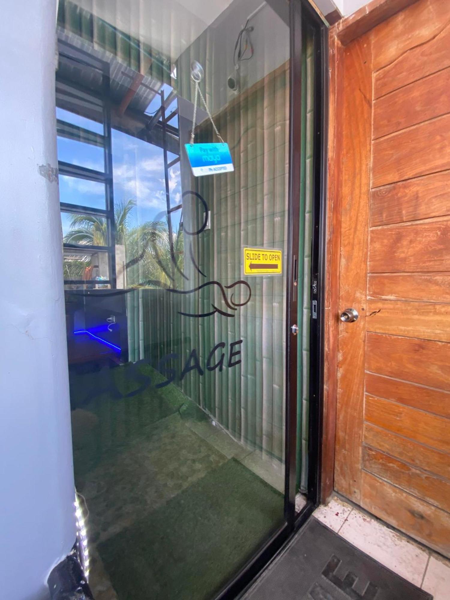 Indino Guesthouse Moalboal Kültér fotó
