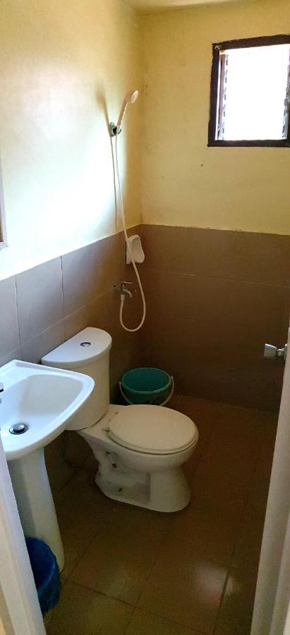Indino Guesthouse Moalboal Kültér fotó