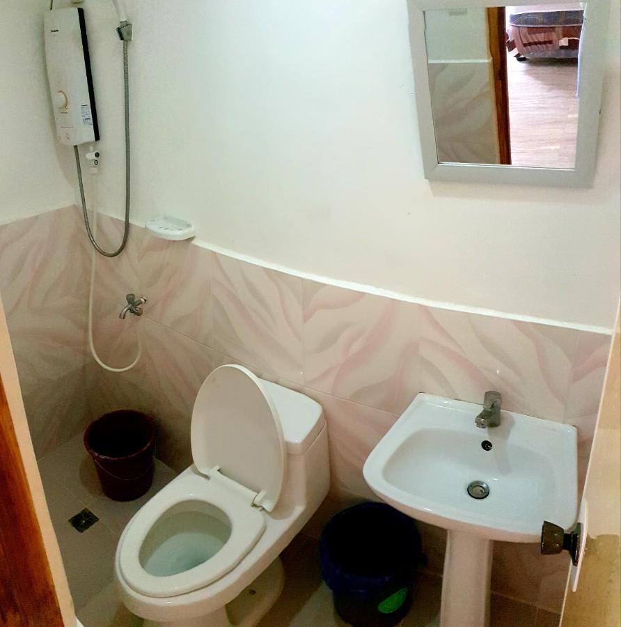 Indino Guesthouse Moalboal Kültér fotó